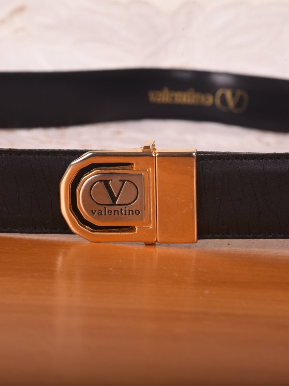 Vintage Valentino Garavani Leather Belt Gold VLogo Buckle Black Size 120